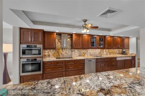 2200 S Ocean Lane Fort Lauderdale FL 33316