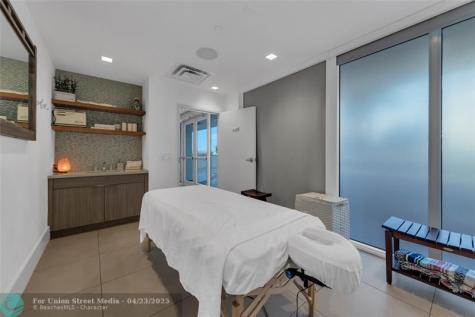2200 S Ocean Lane Fort Lauderdale FL 33316