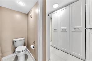 1520 Whitehall Drive Davie FL 33324