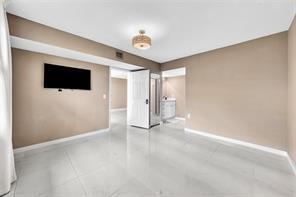 1520 Whitehall Drive Davie FL 33324
