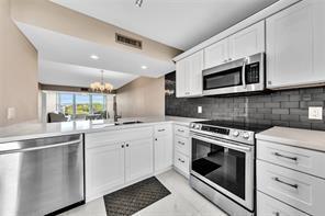 1520 Whitehall Drive Davie FL 33324