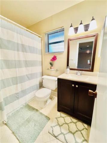 3561 NW 35th Street Coconut Creek FL 33066