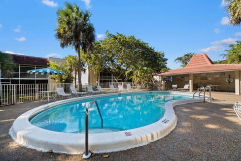 3511 Inverrary Drive Lauderhill FL 33319