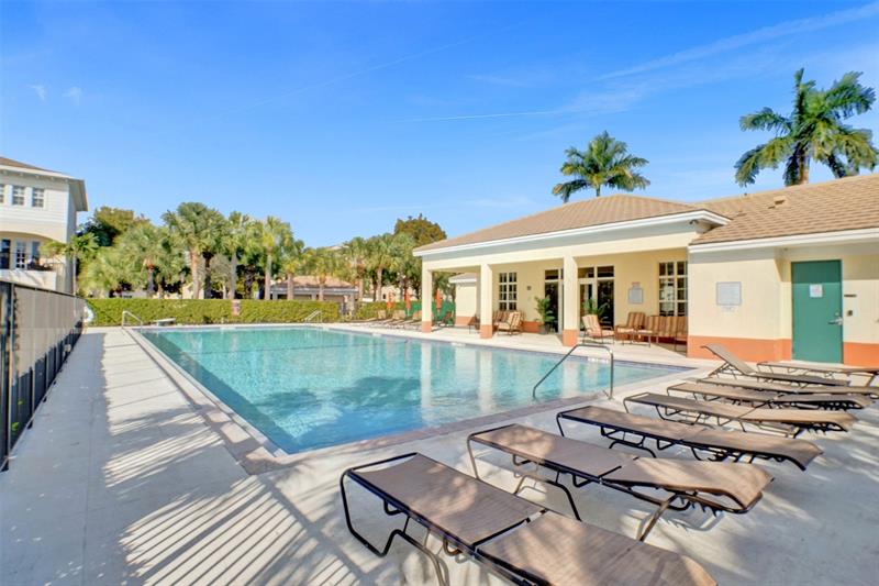 617 SW 2nd Drive Pompano Beach FL 33060