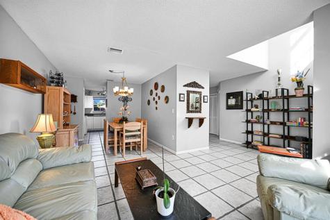 251 W Forest Oak Circle Davie FL 33325