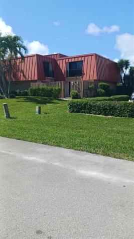 3310 Meridian Way S Palm Beach Gardens FL 33410