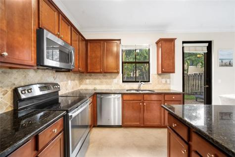 9627 Town Parc Circle S. Parkland FL 33076
