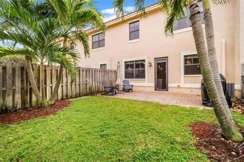 9627 Town Parc Circle S. Parkland FL 33076