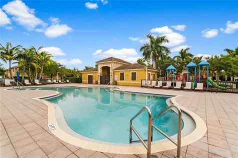 9627 Town Parc Circle S. Parkland FL 33076