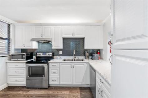 8437 Forest Hills Drive Coral Springs FL 33065