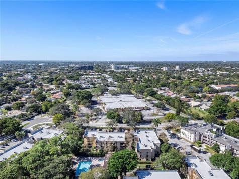 8437 Forest Hills Drive Coral Springs FL 33065