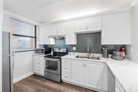 8437 Forest Hills Drive Coral Springs FL 33065