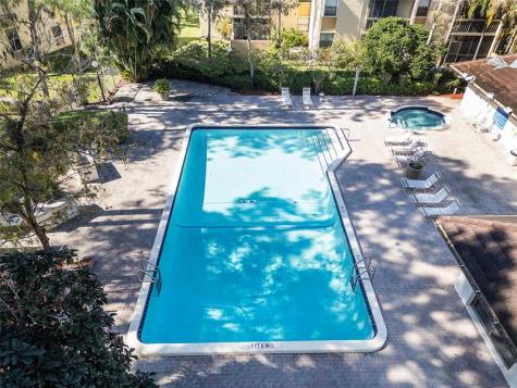 8437 Forest Hills Drive Coral Springs FL 33065