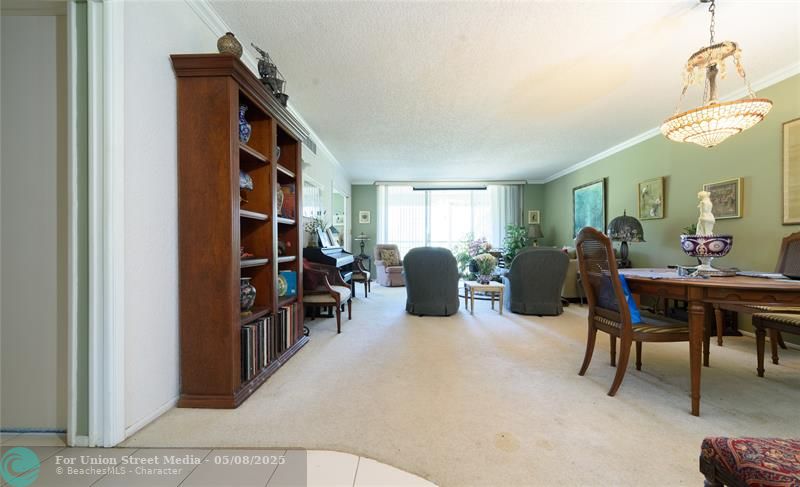 545 Oaks Lane Pompano Beach FL 33069