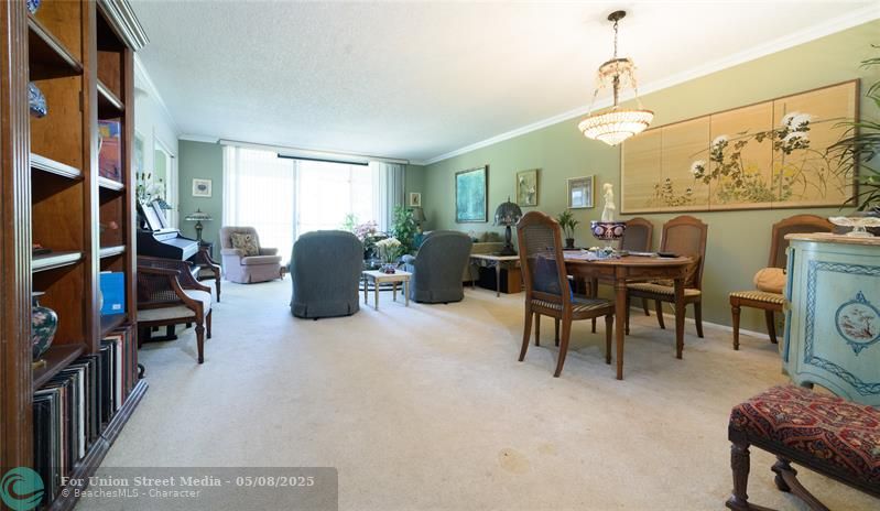 545 Oaks Lane Pompano Beach FL 33069