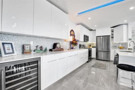 2500 E Las Olas Boulevard Fort Lauderdale FL 33301