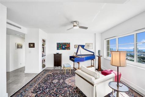 2500 E Las Olas Boulevard Fort Lauderdale FL 33301