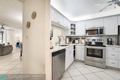 3485 Environ Boulevard Lauderhill FL 33319