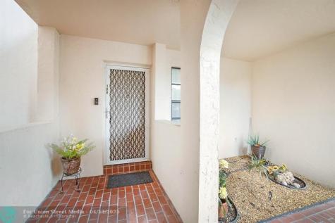 3485 Environ Boulevard Lauderhill FL 33319