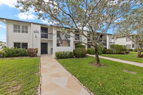 5820 Sugar Palm Court Delray Beach FL 33484