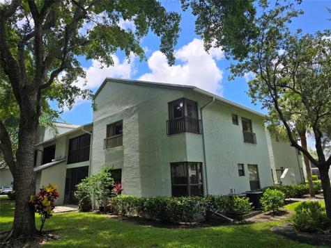 4049 N Carambola Circle Pompano Beach FL 33066