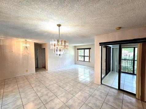 4049 N Carambola Circle Pompano Beach FL 33066