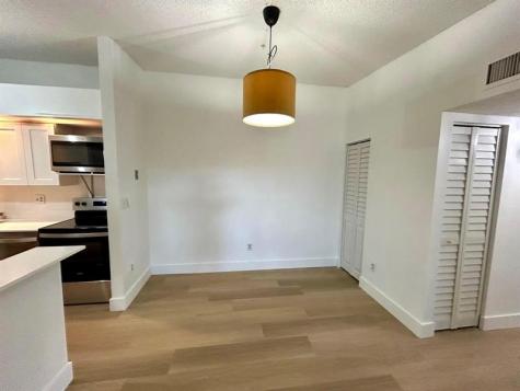 9624 S Belfort Circle Tamarac FL 33321