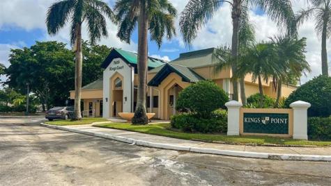 9624 S Belfort Circle Tamarac FL 33321