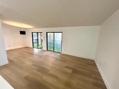 9624 S Belfort Circle Tamarac FL 33321