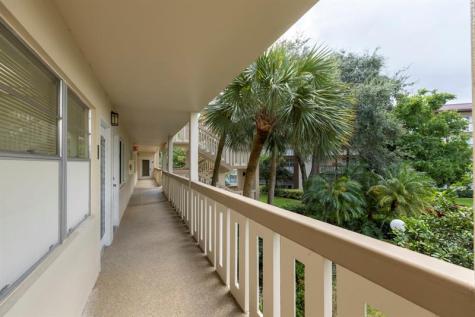 3204 Portofino Point Coconut Creek FL 33066