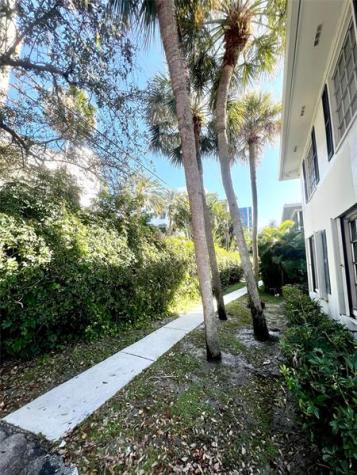 6600 NE 22nd Way Fort Lauderdale FL 33308