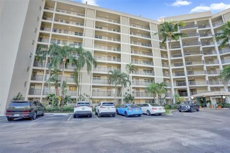 2681 S Course Drive Pompano Beach FL 33069