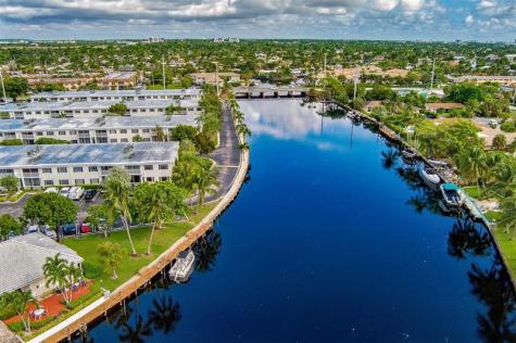 140 Cypress Club Drive Pompano Beach FL 33060