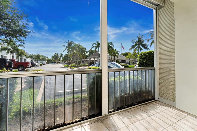 140 Cypress Club Drive Pompano Beach FL 33060