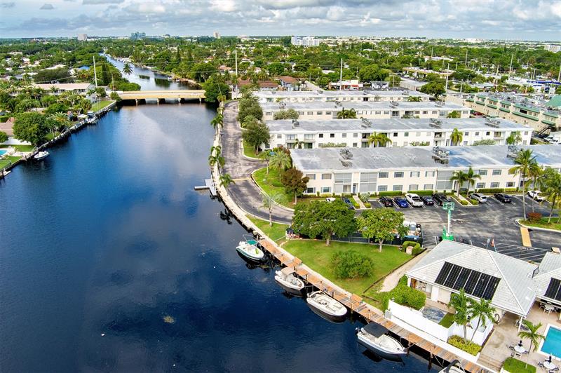 140 Cypress Club Drive Pompano Beach FL 33060