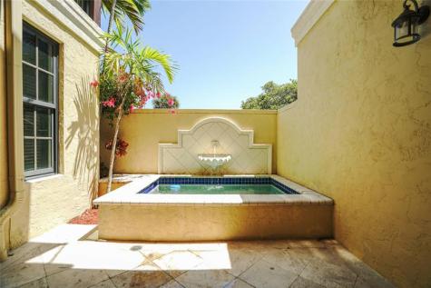 65 NE 4th Avenue Delray Beach FL 33483