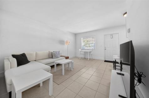 2660 NE 8th Avenue Wilton Manors FL 33334