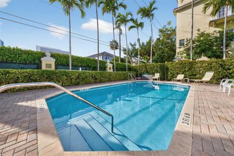 2660 NE 8th Avenue Wilton Manors FL 33334