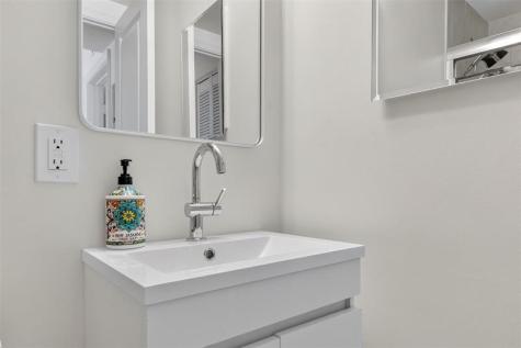 2660 NE 8th Avenue Wilton Manors FL 33334