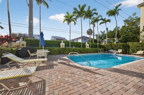 2660 NE 8th Avenue Wilton Manors FL 33334