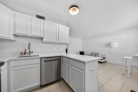 2660 NE 8th Avenue Wilton Manors FL 33334