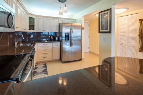 2301 S Ocean Drive Hollywood FL 33019