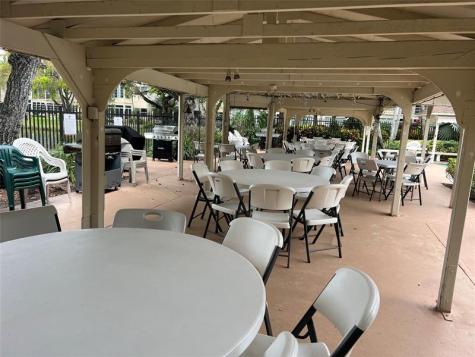 3431 NW 50th Avenue Lauderdale Lakes FL 33319