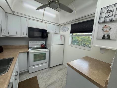 3431 NW 50th Avenue Lauderdale Lakes FL 33319
