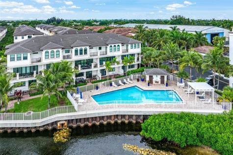 608 Windward Circle S Boynton Beach FL 33435