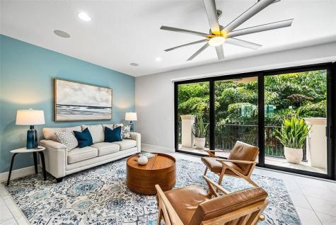 608 Windward Circle S Boynton Beach FL 33435