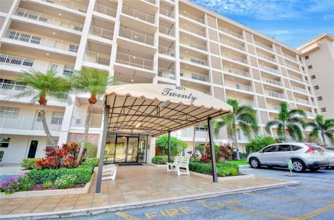 2671 S Course Drive Pompano Beach FL 33069