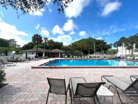 2671 S Course Drive Pompano Beach FL 33069