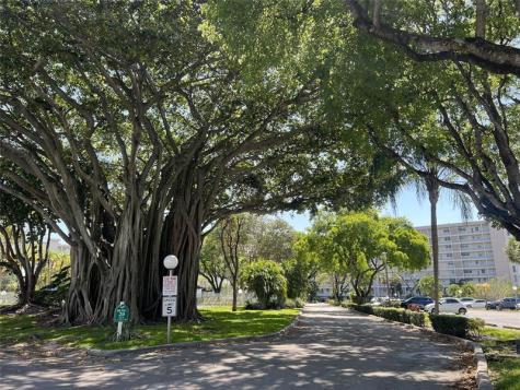 2671 S Course Drive Pompano Beach FL 33069