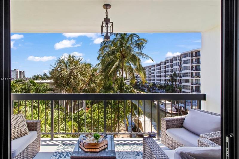 4800 Bayview Drive Fort Lauderdale FL 33308